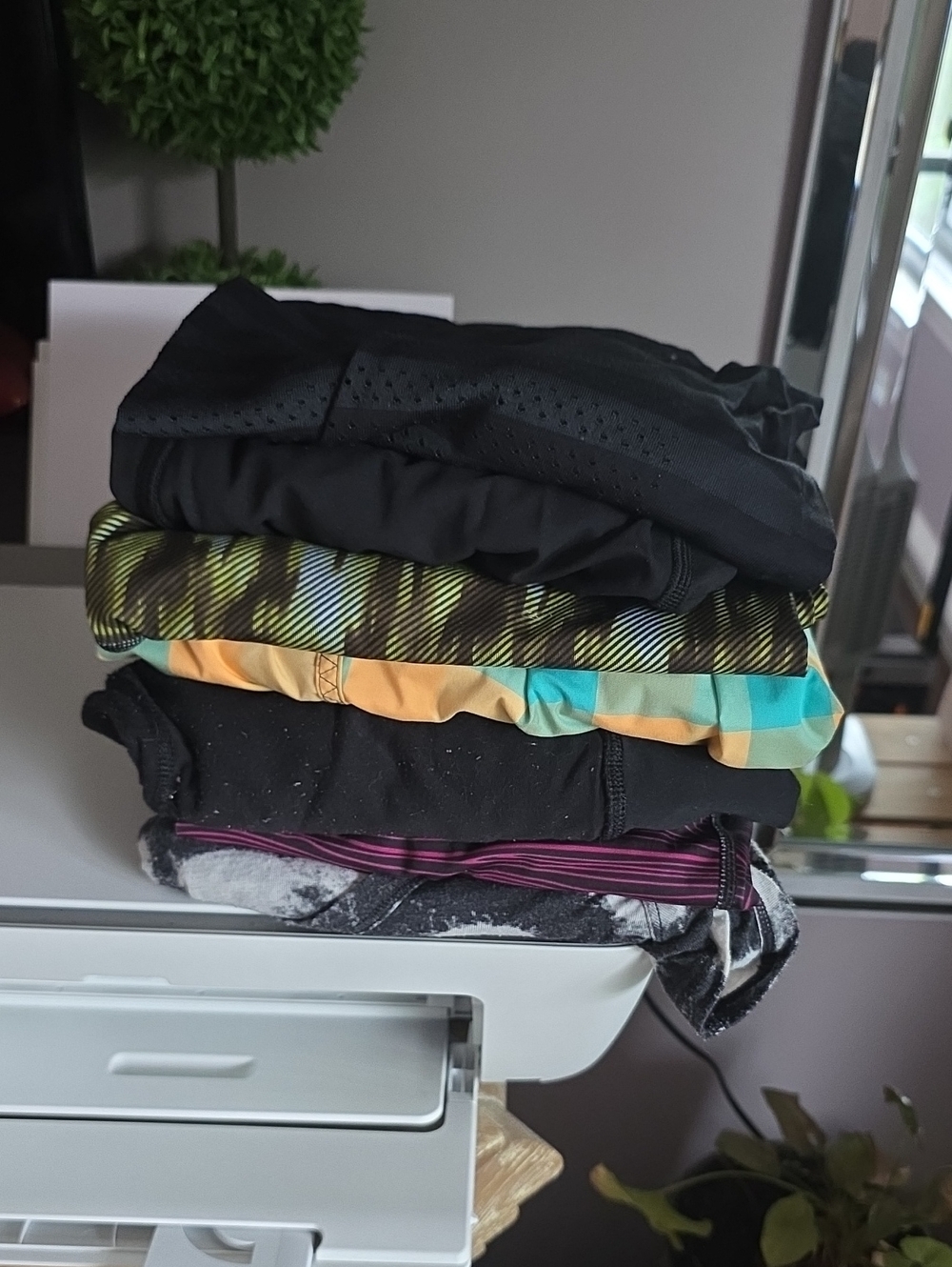 Lululemon Bundle Size 6